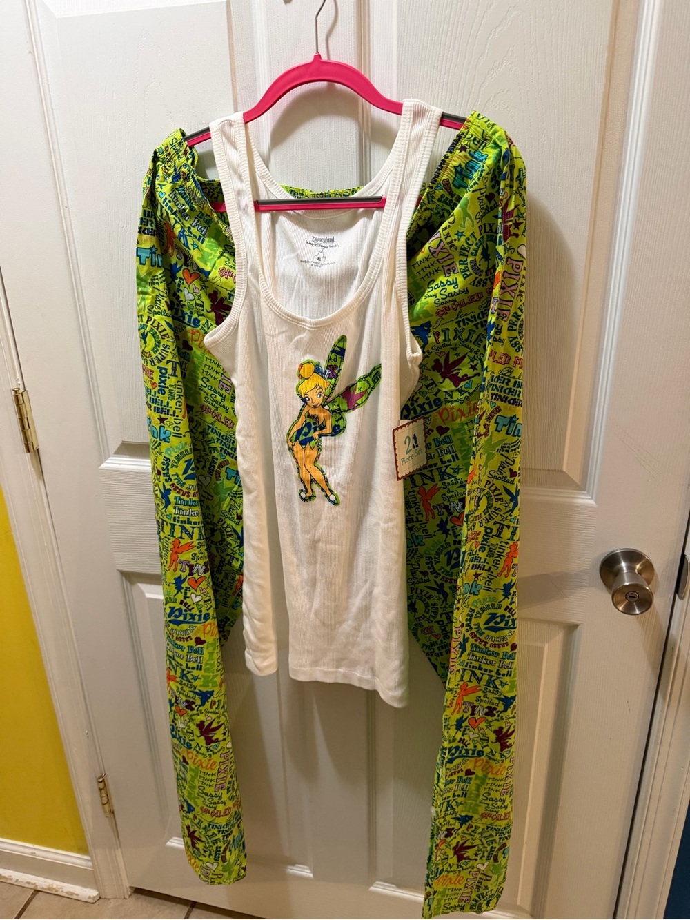 NWT Disney Tinker Bell 2 Pc Woman’s Pajama’s Set